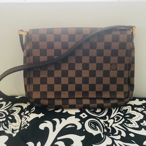 Extra pics listing: Authentic Louis Vuitton!